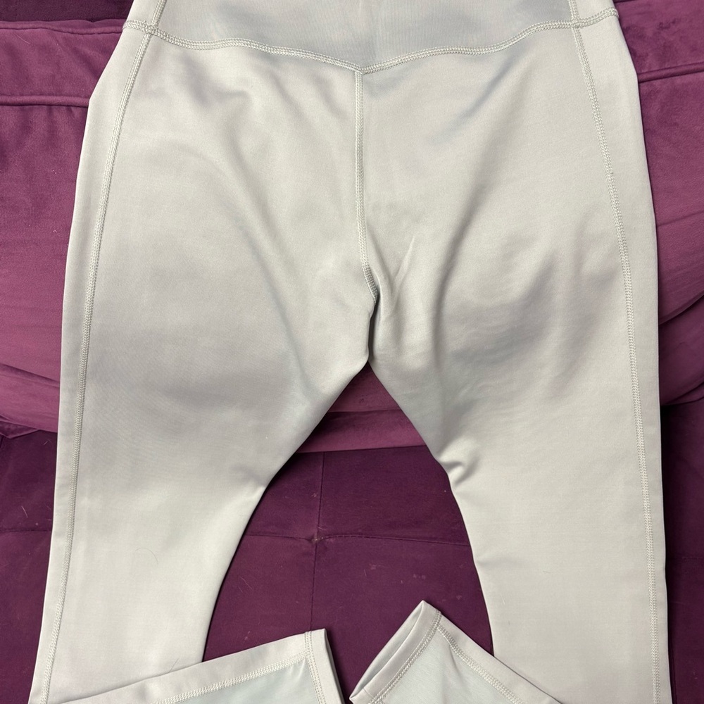Gymshark Women’s Reversible Leggings - Picture 3 of 10